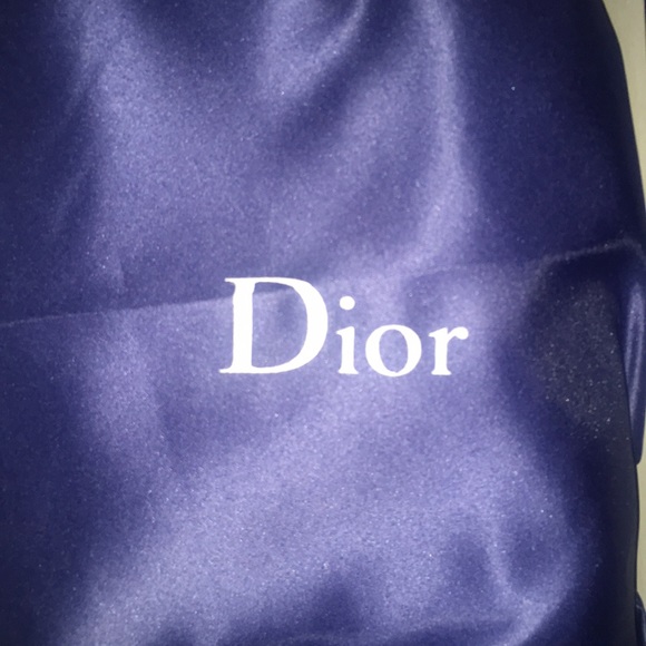 Dior Dinosaur Converse - Picture 2 of 9